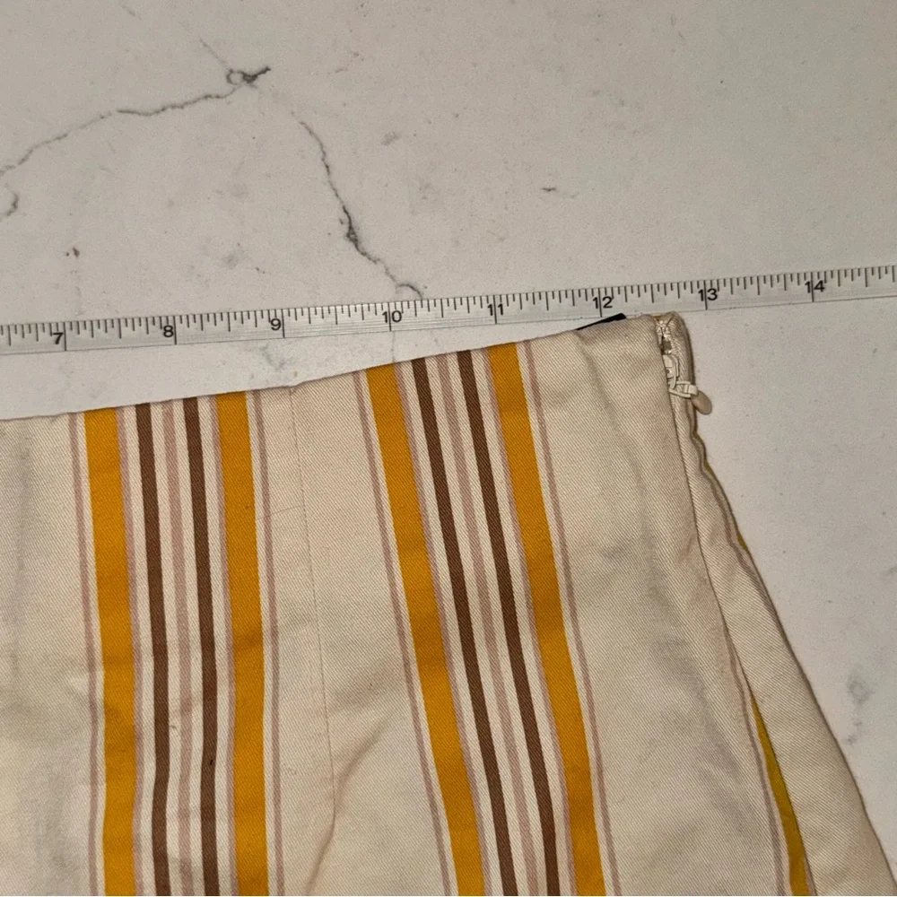 Abercrombie and Fitch yellow beige striped cotton high rise shorts XS NWT